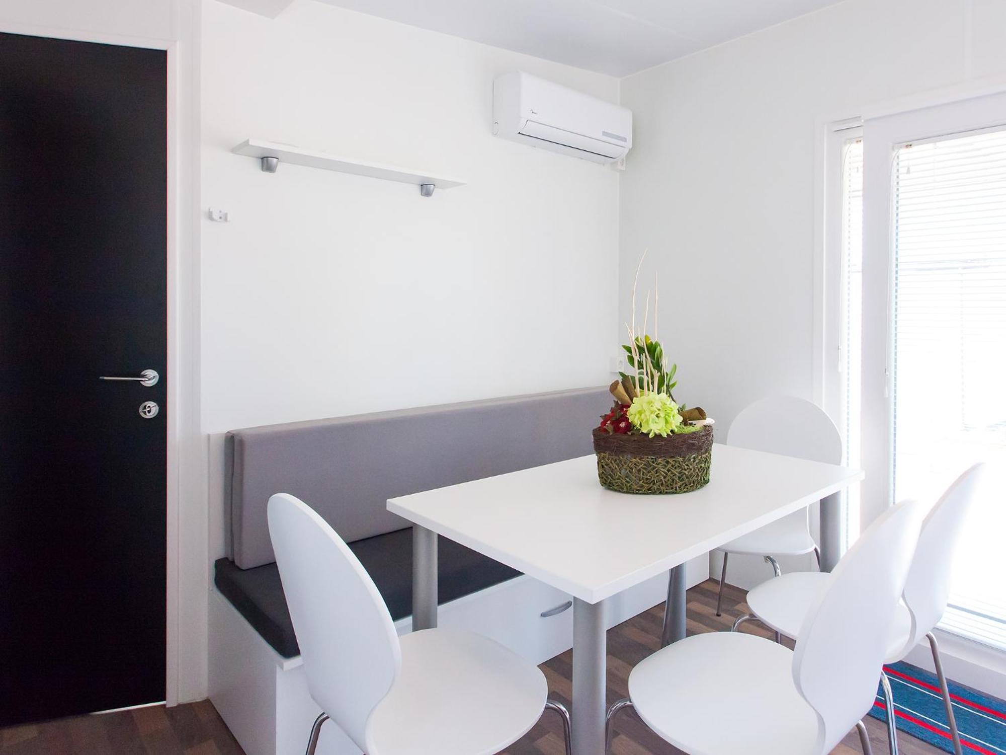 Camping Adria Mobile Homes In Camping Kastanija Novigrad  Luaran gambar