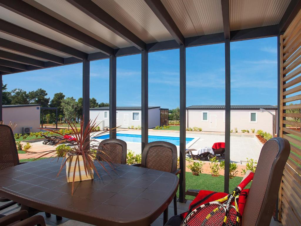 Camping Adria Mobile Homes In Camping Kastanija Novigrad  Luaran gambar