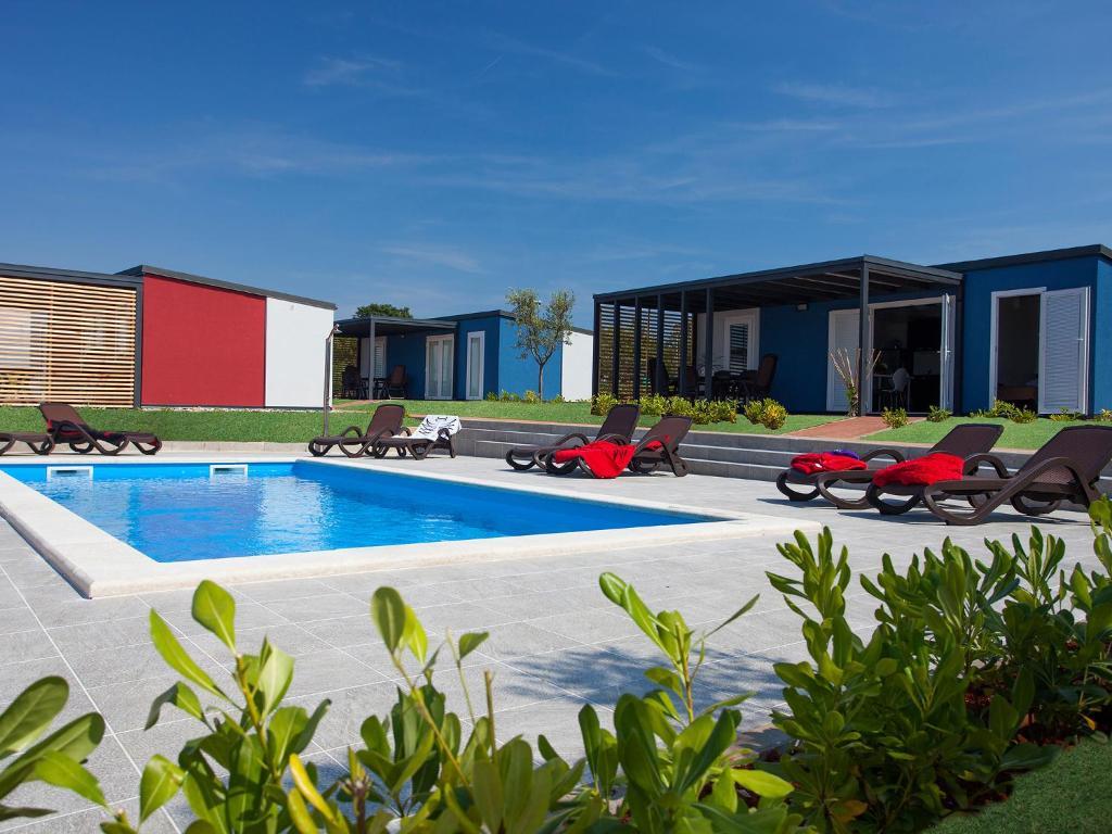 Camping Adria Mobile Homes In Camping Kastanija Novigrad  Luaran gambar