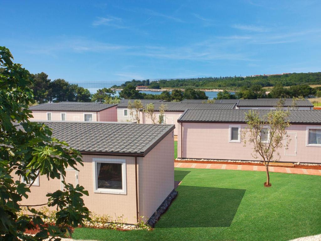 Camping Adria Mobile Homes In Camping Kastanija Novigrad  Luaran gambar