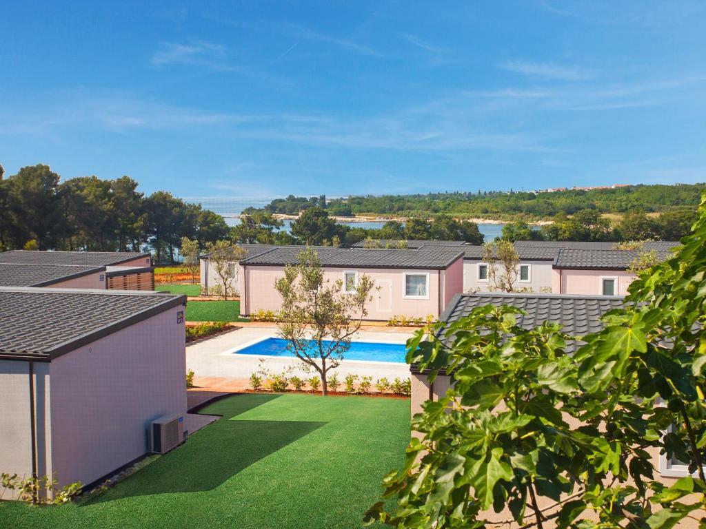 Camping Adria Mobile Homes In Camping Kastanija Novigrad  Luaran gambar